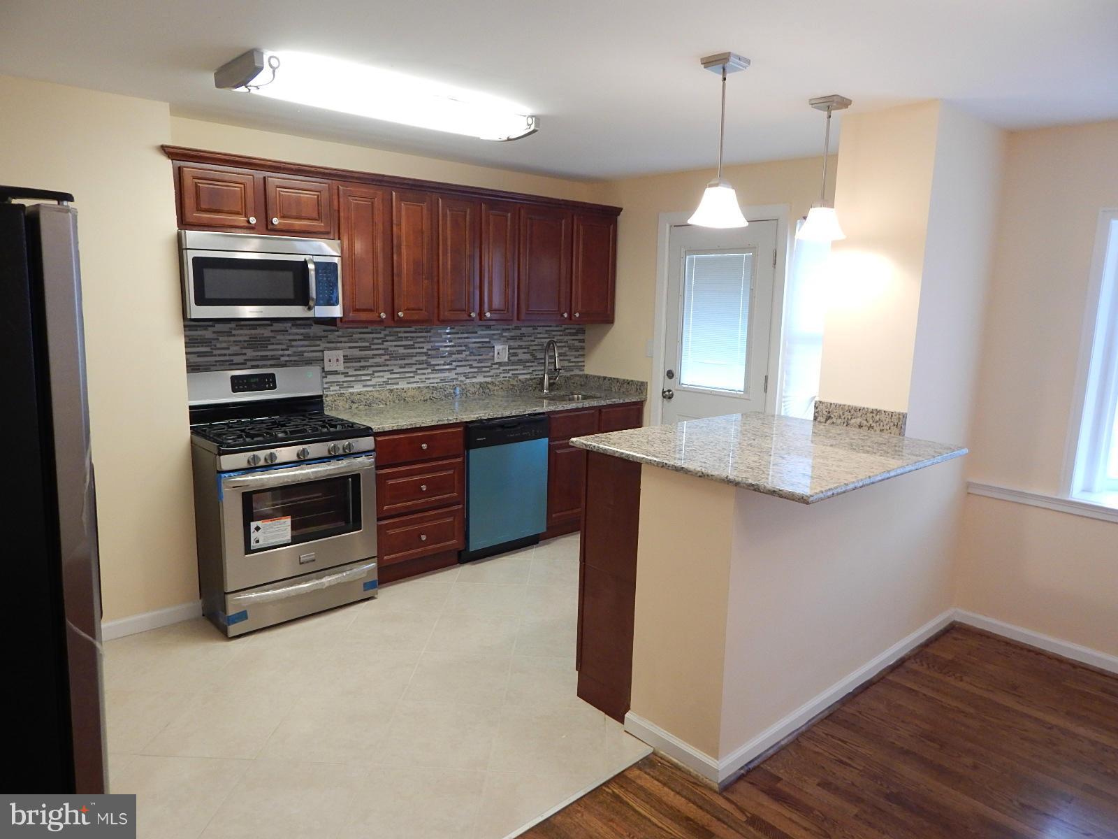 1704 Winford Road Baltimore, MD 21239 - Photo 1 of 25 Kitchen