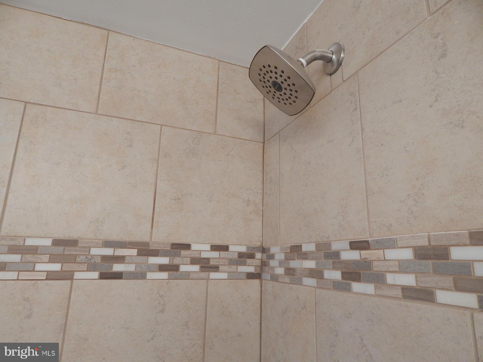 1704 Winford Road Baltimore, MD 21239 - Photo 14 of 25 Bath