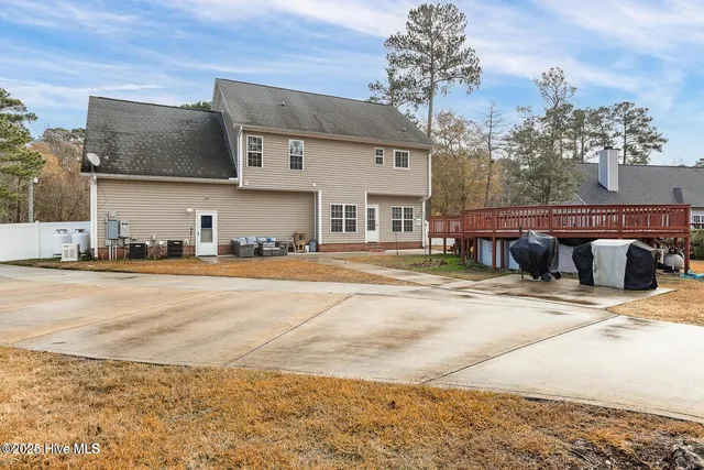 $389,900 | 433 Ridge Road, Jacksonville, NC 28540