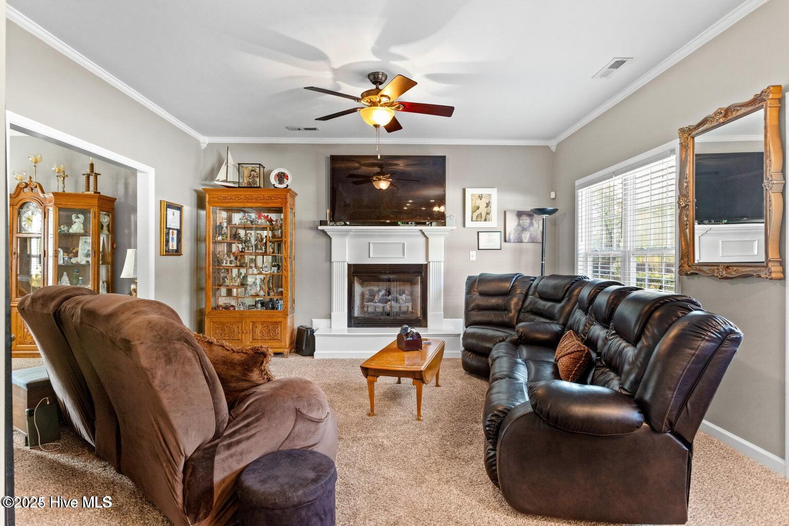 433 Ridge Road Jacksonville, NC 28540 - Photo 6 of 38 20241211173810767011000000-o