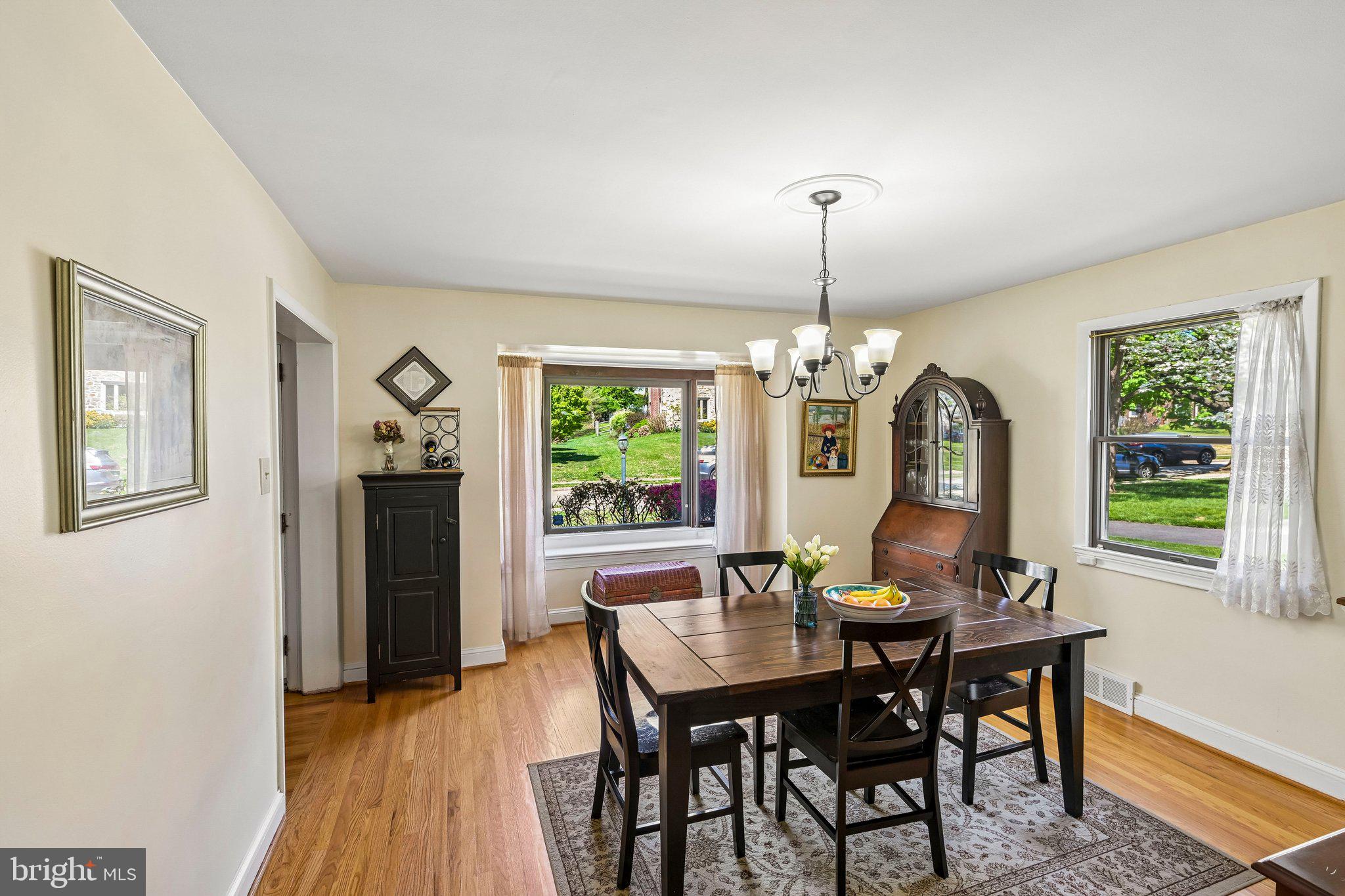 Bright Formal Dining Room.