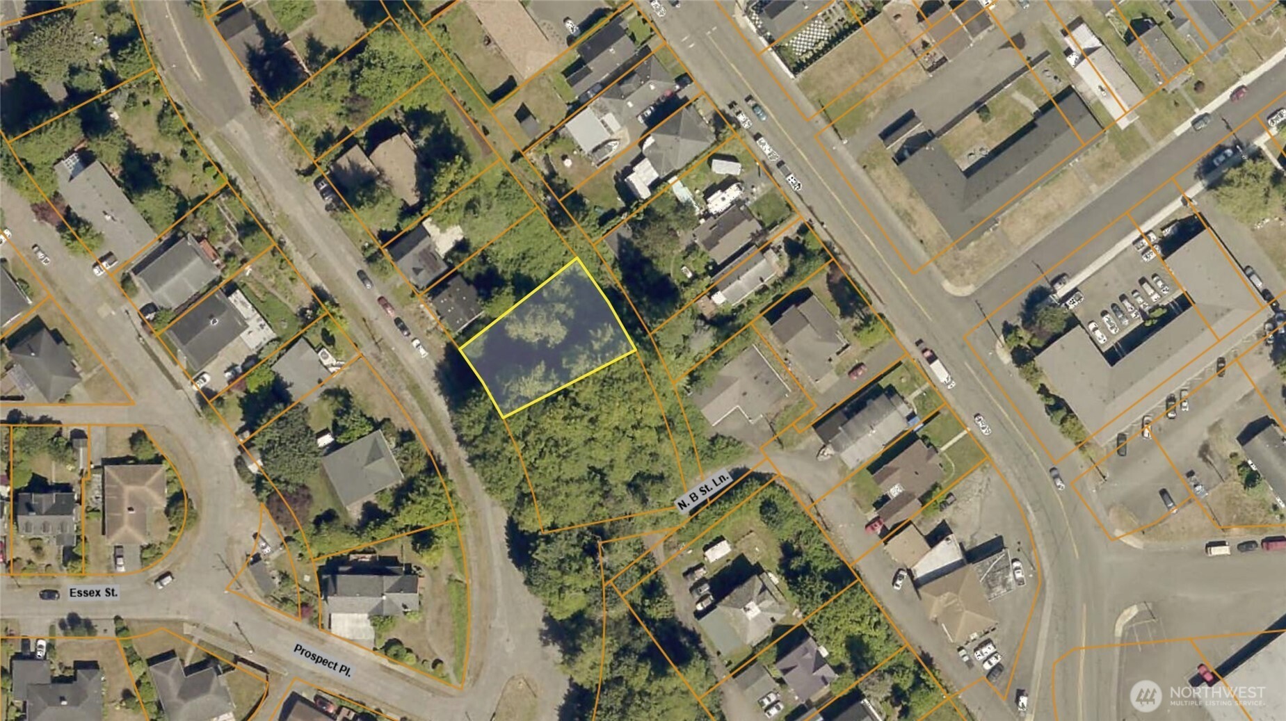 816 Terrace Avenue Aberdeen, WA 98520 - Photo 8 of 14 an aerial view of a multi story building