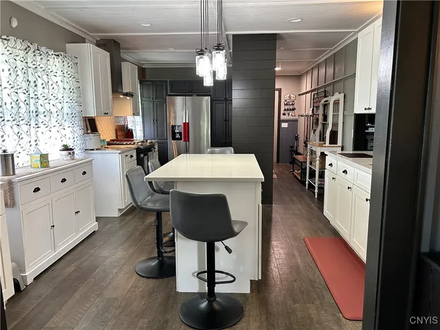 $368,000 | 6572 Lakeshore Road, Cicero, NY 13039