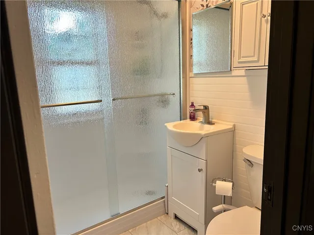 $368,000 | 6572 Lakeshore Road, Cicero, NY 13039