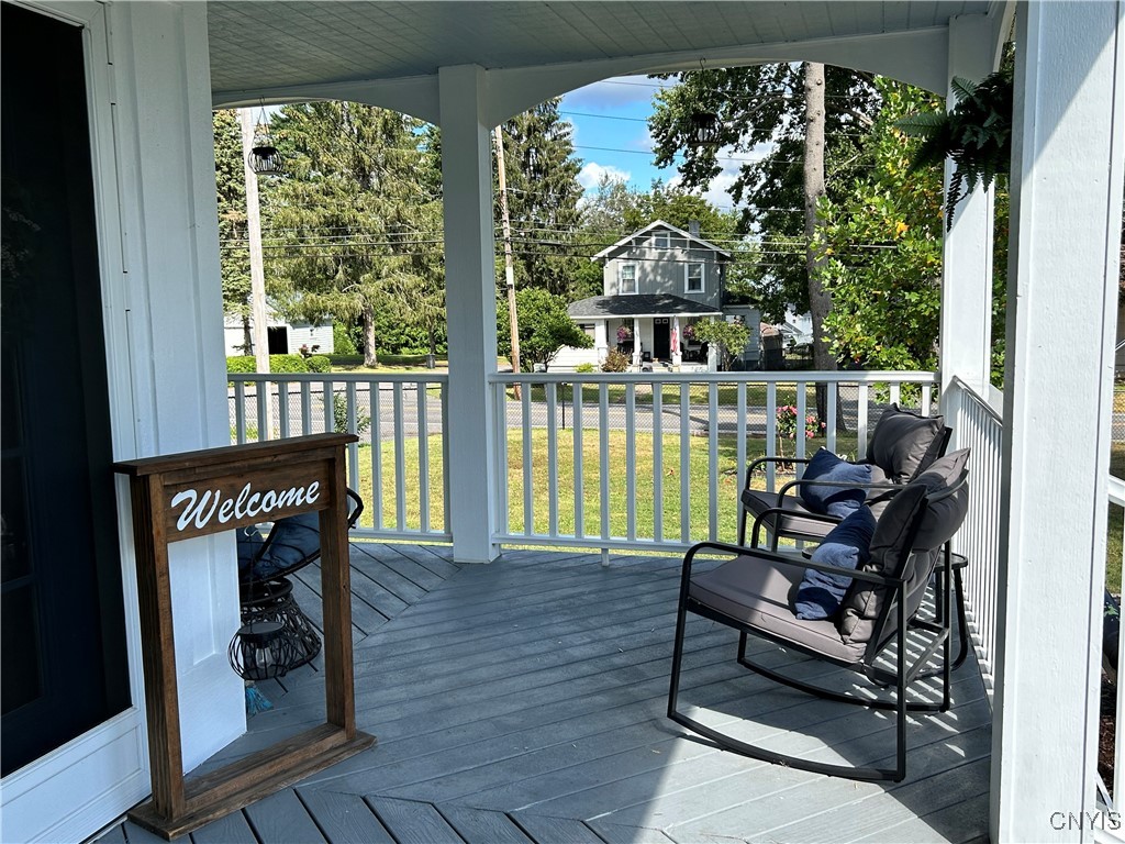 6572 Lakeshore Road Cicero, NY 13039 - Photo 5 of 49