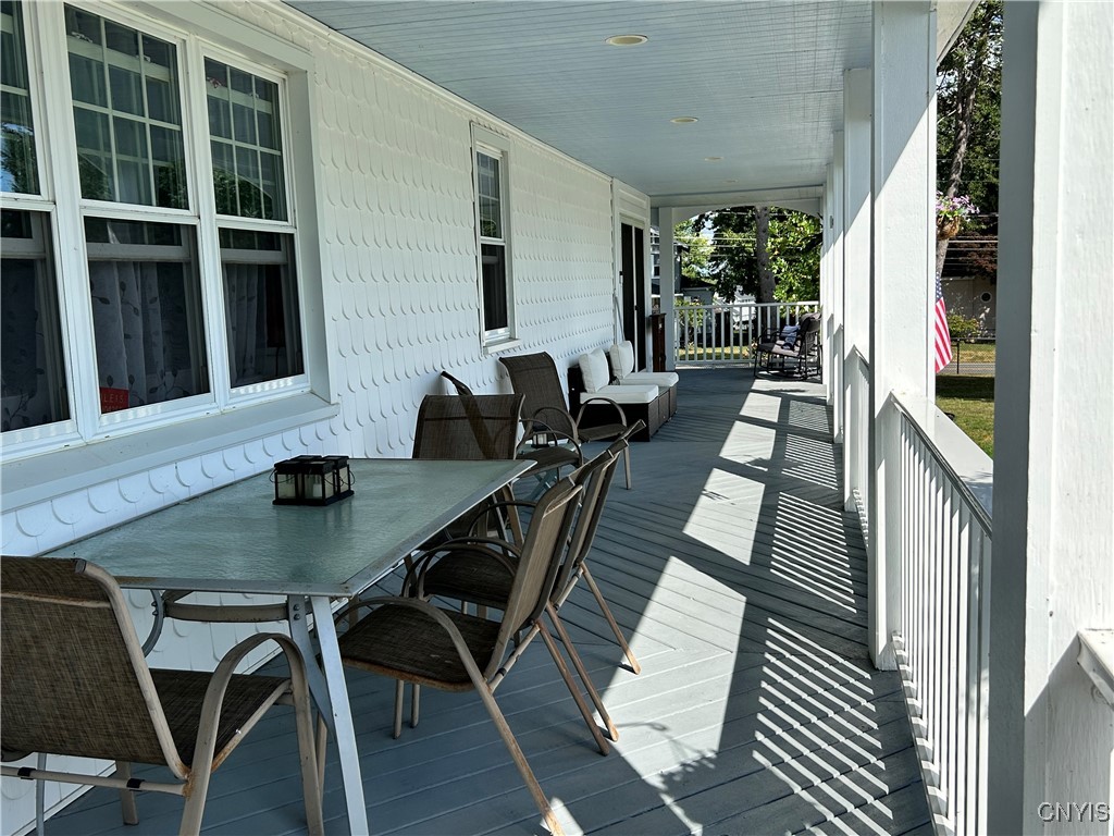 6572 Lakeshore Road Cicero, NY 13039 - Photo 7 of 49