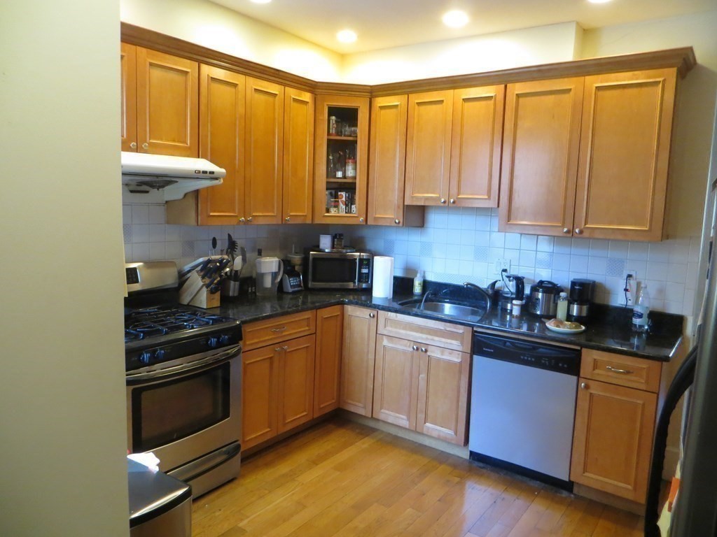 88 Pleasant Street, Unit 2 Brookline, MA 02446 - Photo 13 of 23