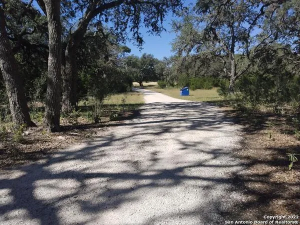 $560,000 | 2682 Hwy 336 Leakey Tx 78873, Leakey, TX 78873