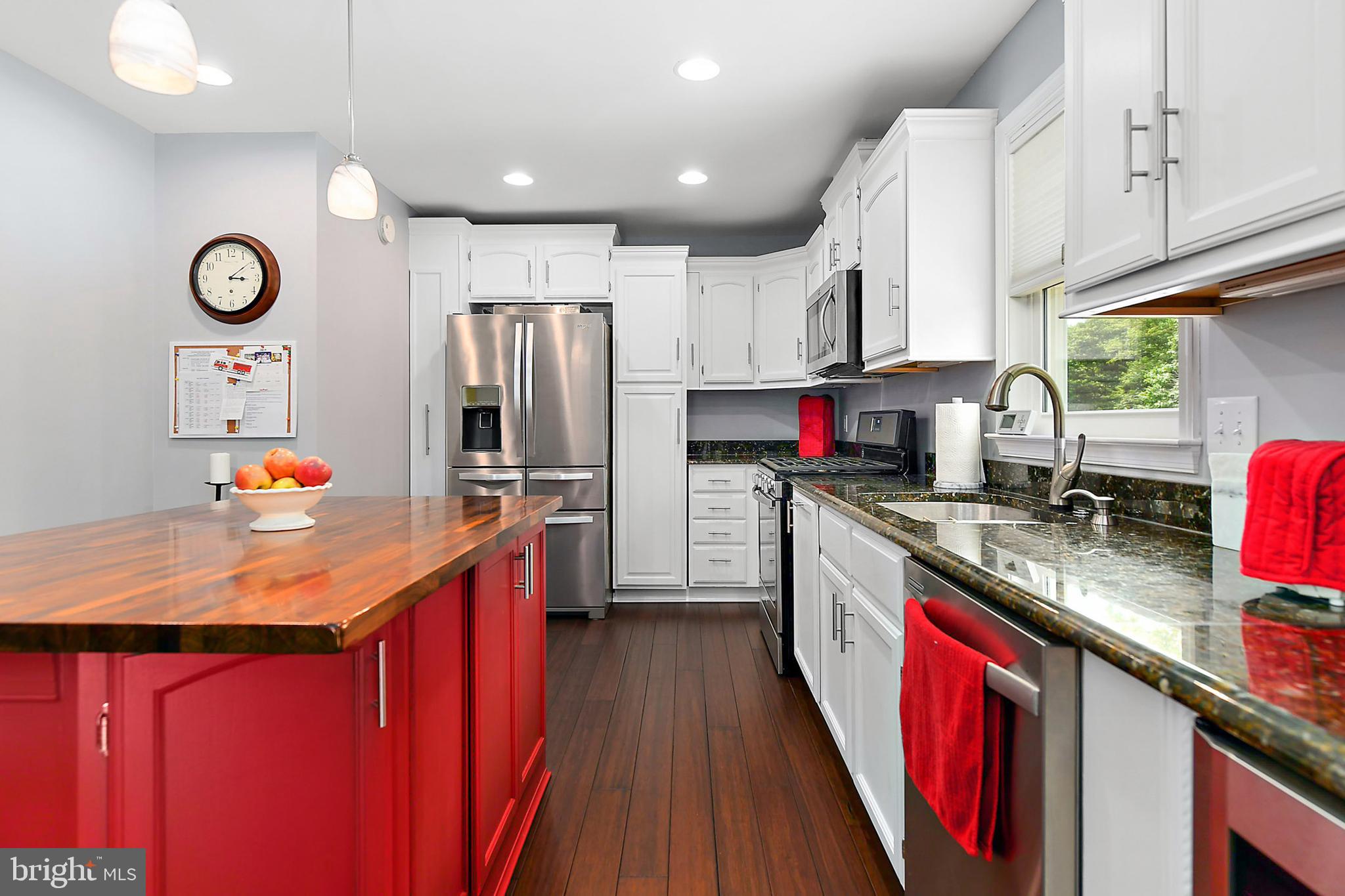 36062 Cobbs Hill Road Willards, MD 21874 - Photo 11 of 43 Kitchen with center island