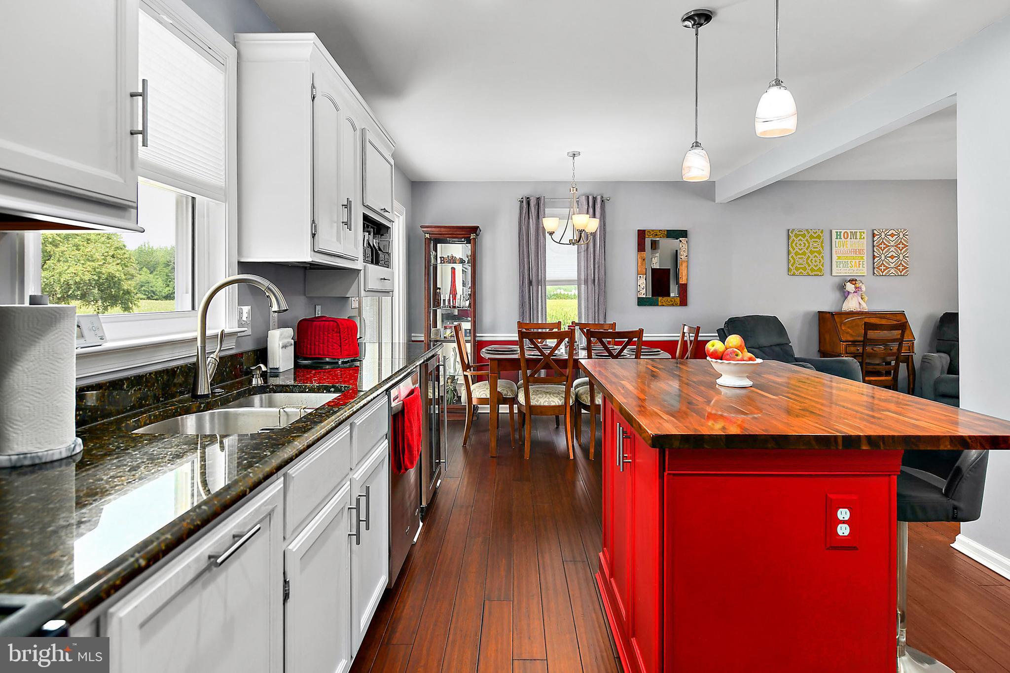 36062 Cobbs Hill Road Willards, MD 21874 - Photo 12 of 43 Kitchen with breakfast bar