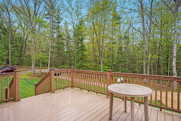 $1,000,000 | 4900 North Railroad Avenue, Pentwater, MI 49449