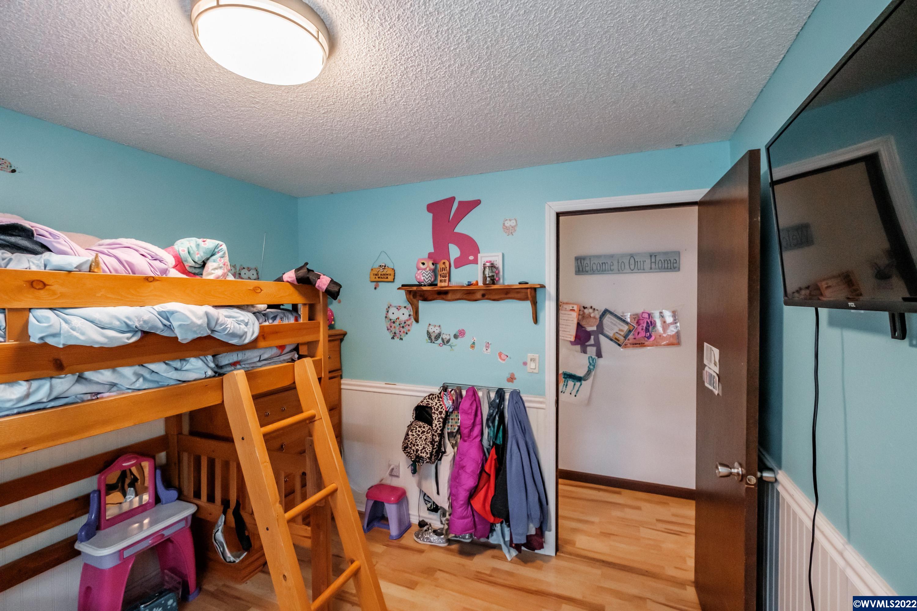 28655 Liberty Road Sweet Home, OR 97386 - Photo 19 of 41 Gallery Image 19