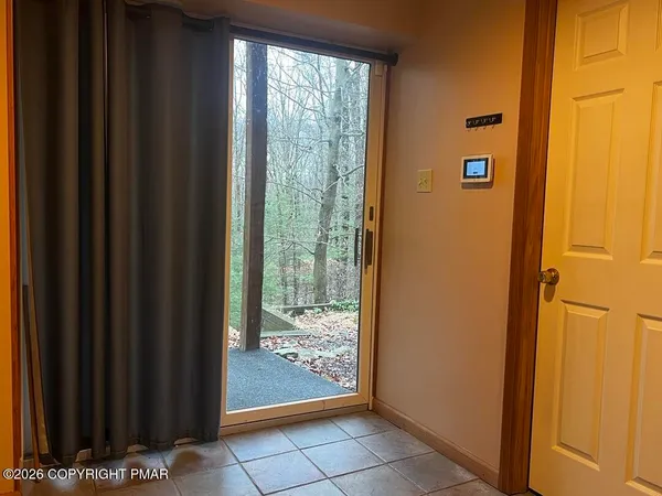$1,000 | 370 Andrews Circle, Stroudsburg, PA 18360