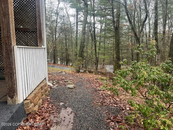 $1,000 | 370 Andrews Circle, Stroudsburg, PA 18360