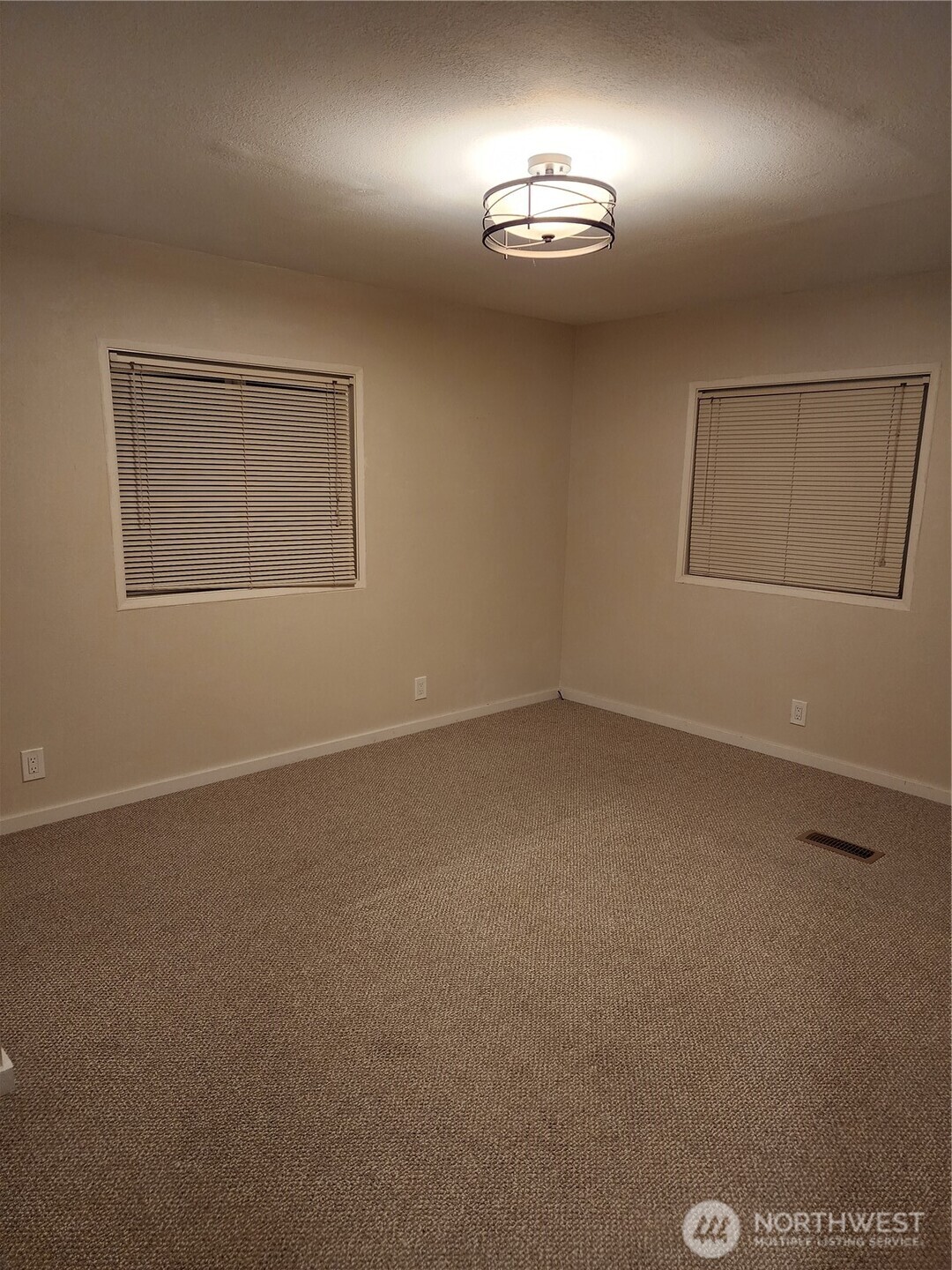 201 Union Avenue Southeast, Unit 43 Renton, WA 98059 - Photo 12 of 34 a view of empty room