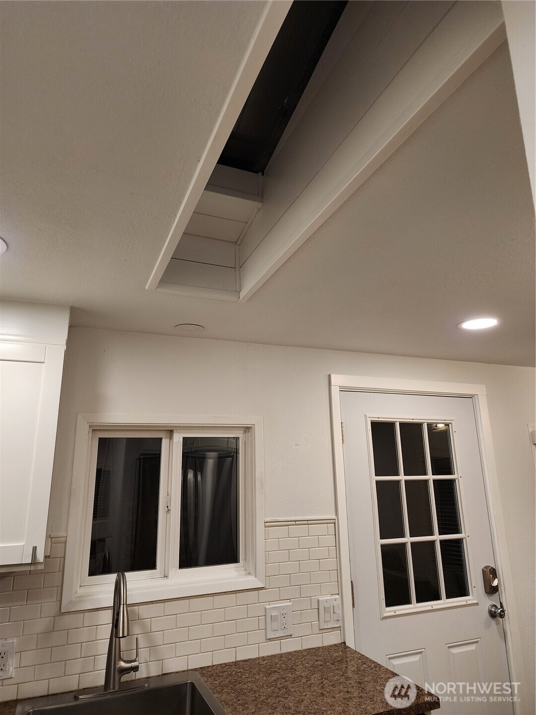 201 Union Avenue Southeast, Unit 43 Renton, WA 98059 - Photo 18 of 34 a view of front door