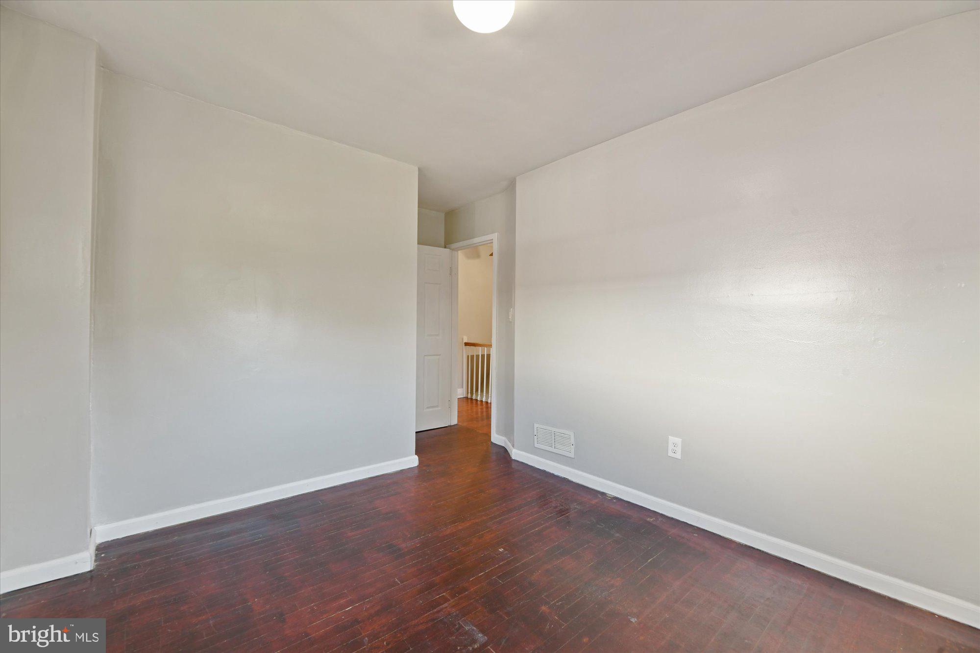 636 Brisbane Road Baltimore, MD 21229 - Photo 19 of 31