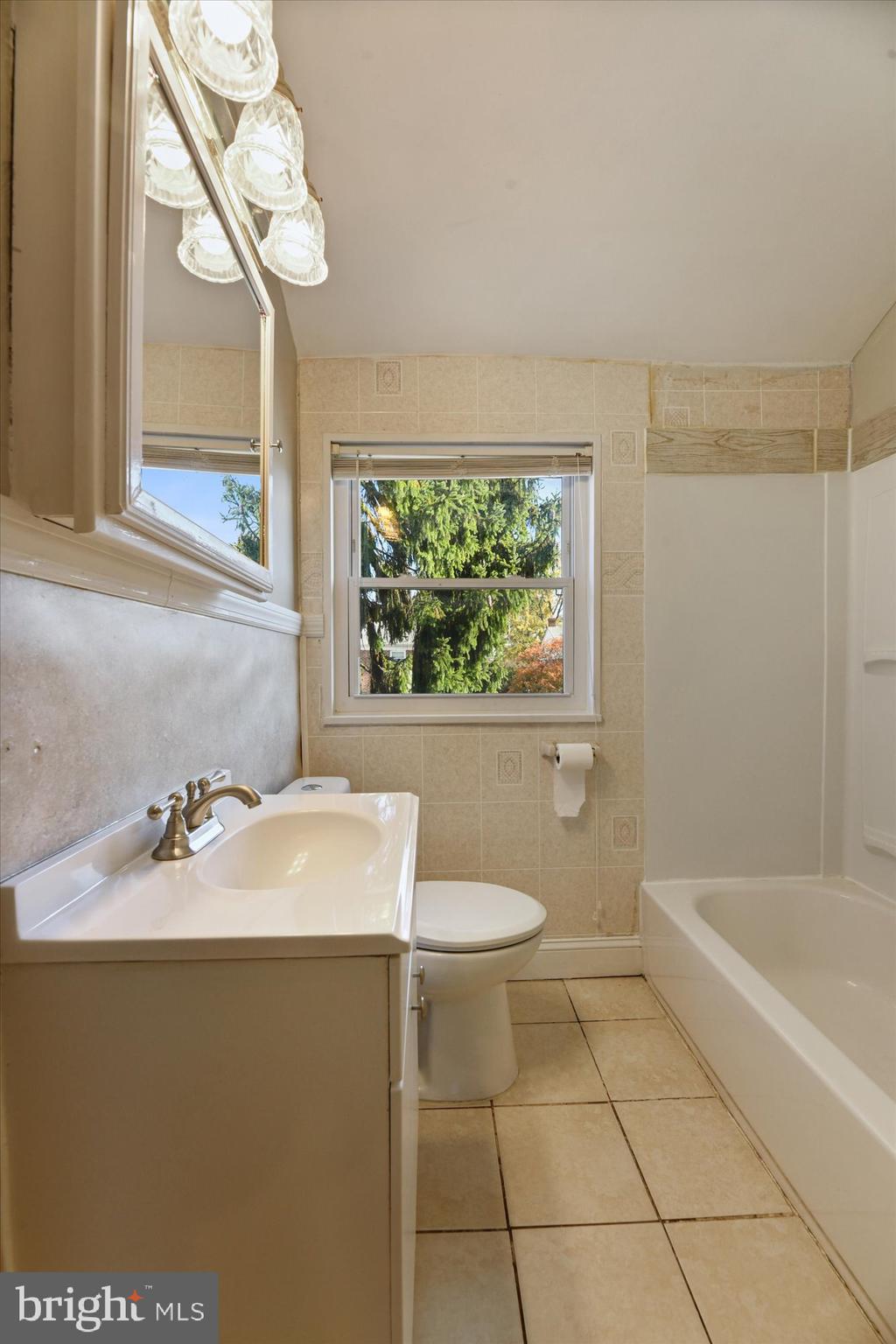 636 Brisbane Road Baltimore, MD 21229 - Photo 22 of 31