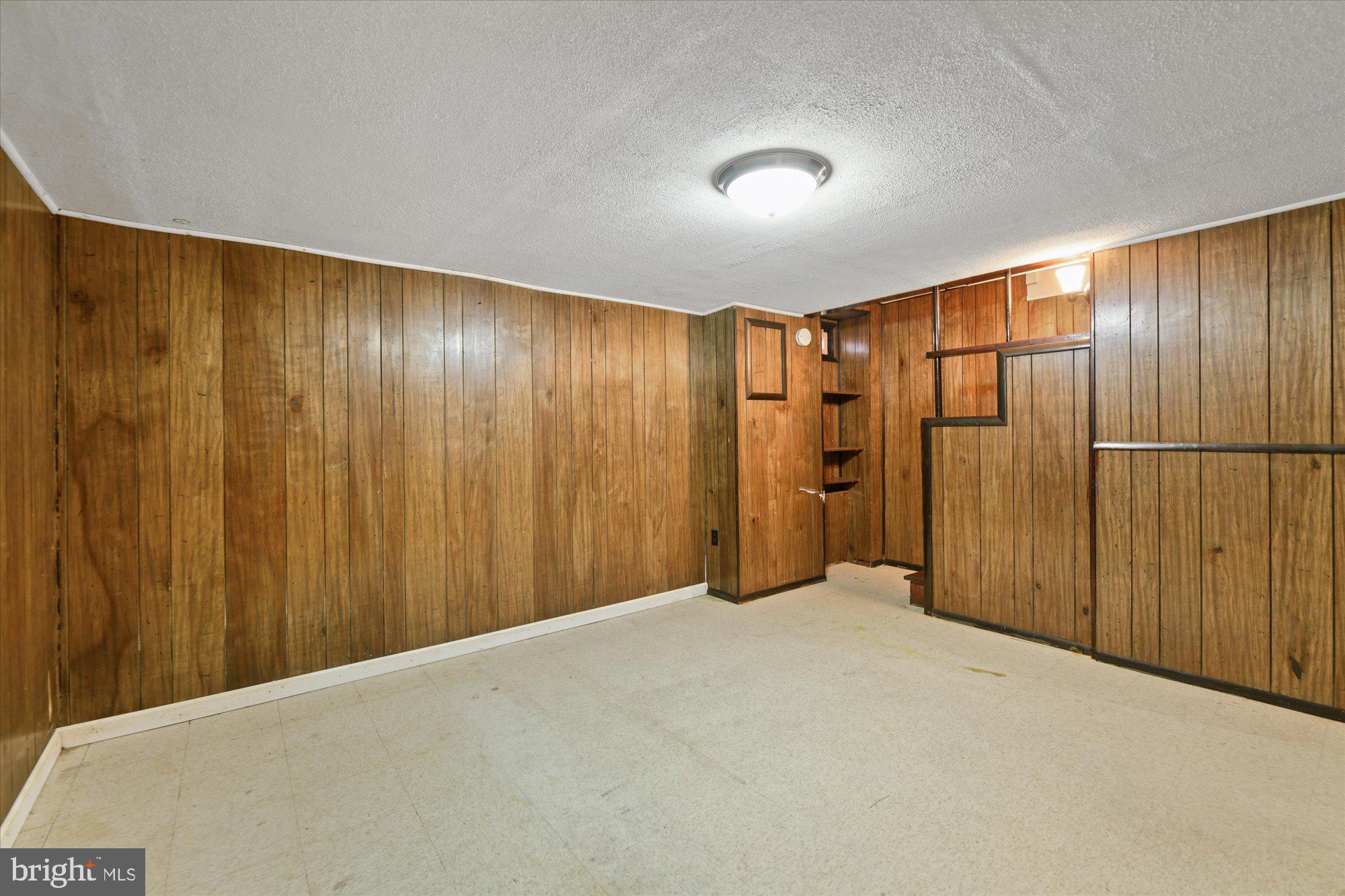 636 Brisbane Road Baltimore, MD 21229 - Photo 25 of 31