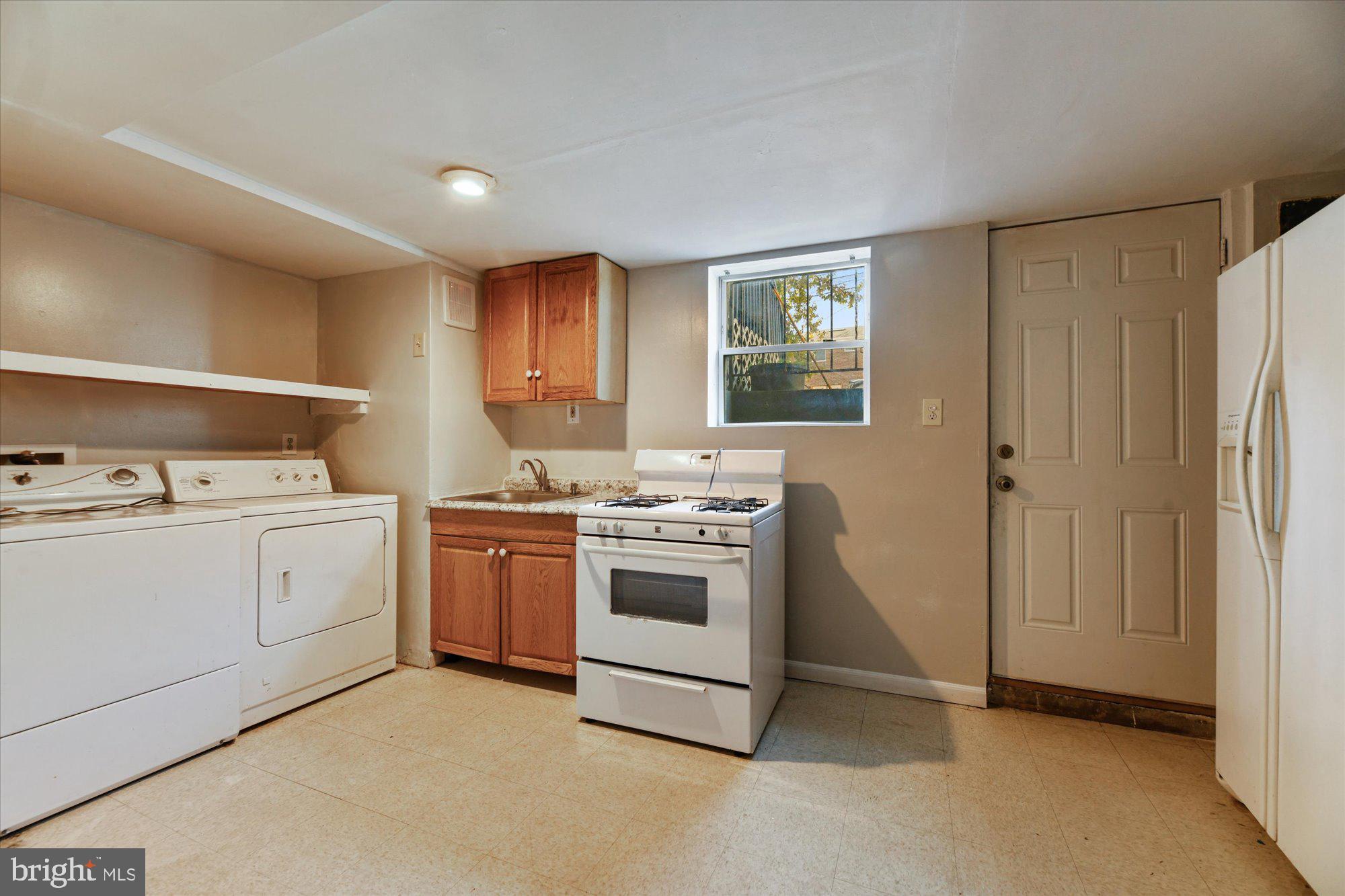 636 Brisbane Road Baltimore, MD 21229 - Photo 28 of 31