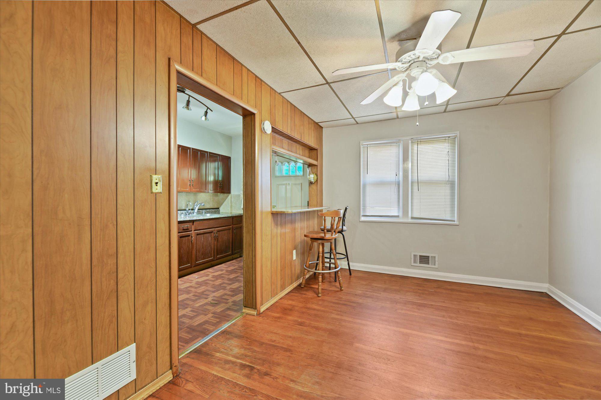 636 Brisbane Road Baltimore, MD 21229 - Photo 9 of 31