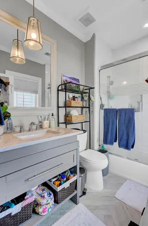 $5,400 | 315 Ashley Avenue, Unit C, Charleston, SC 29403
