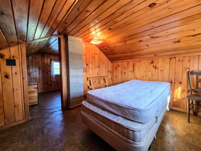 $80,000 | 22 Bray Hill Road, Phillips, ME 04966