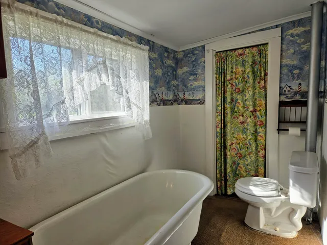 $80,000 | 22 Bray Hill Road, Phillips, ME 04966