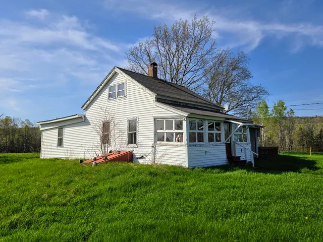 $80,000 | 22 Bray Hill Road, Phillips, ME 04966