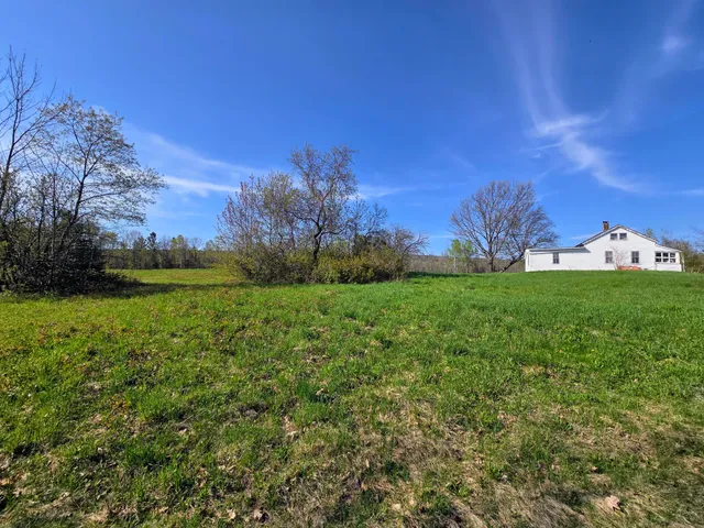 $80,000 | 22 Bray Hill Road, Phillips, ME 04966