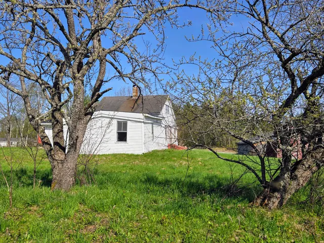 $80,000 | 22 Bray Hill Road, Phillips, ME 04966