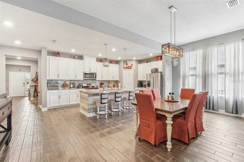 6028 Milestone Drive Apollo Beach, FL 33572 - Photo 14 of 80