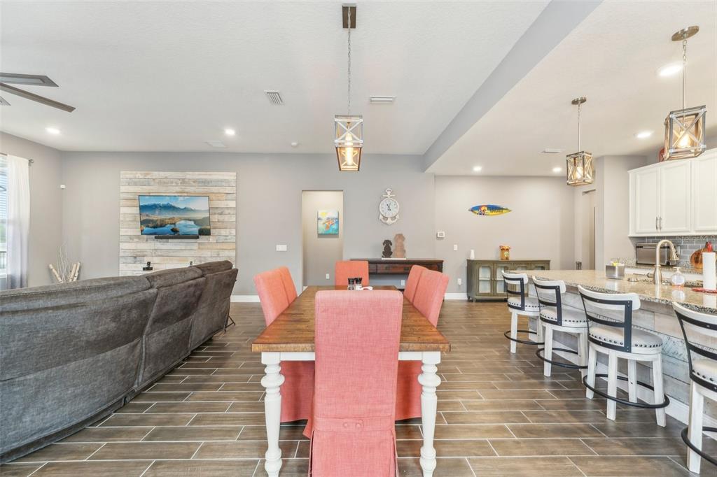 6028 Milestone Drive Apollo Beach, FL 33572 - Photo 15 of 80