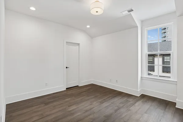 $6,900 | 1947 B Kimbark Drive, Nashville, TN 37215