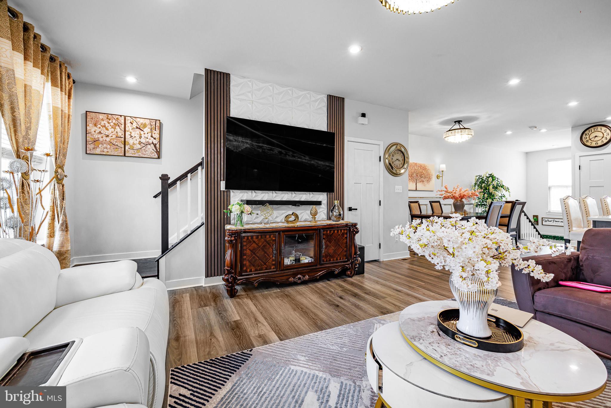 109 Torrey Drive Newark, DE 19702 - Photo 17 of 49 a living room with furniture and a flat screen tv
