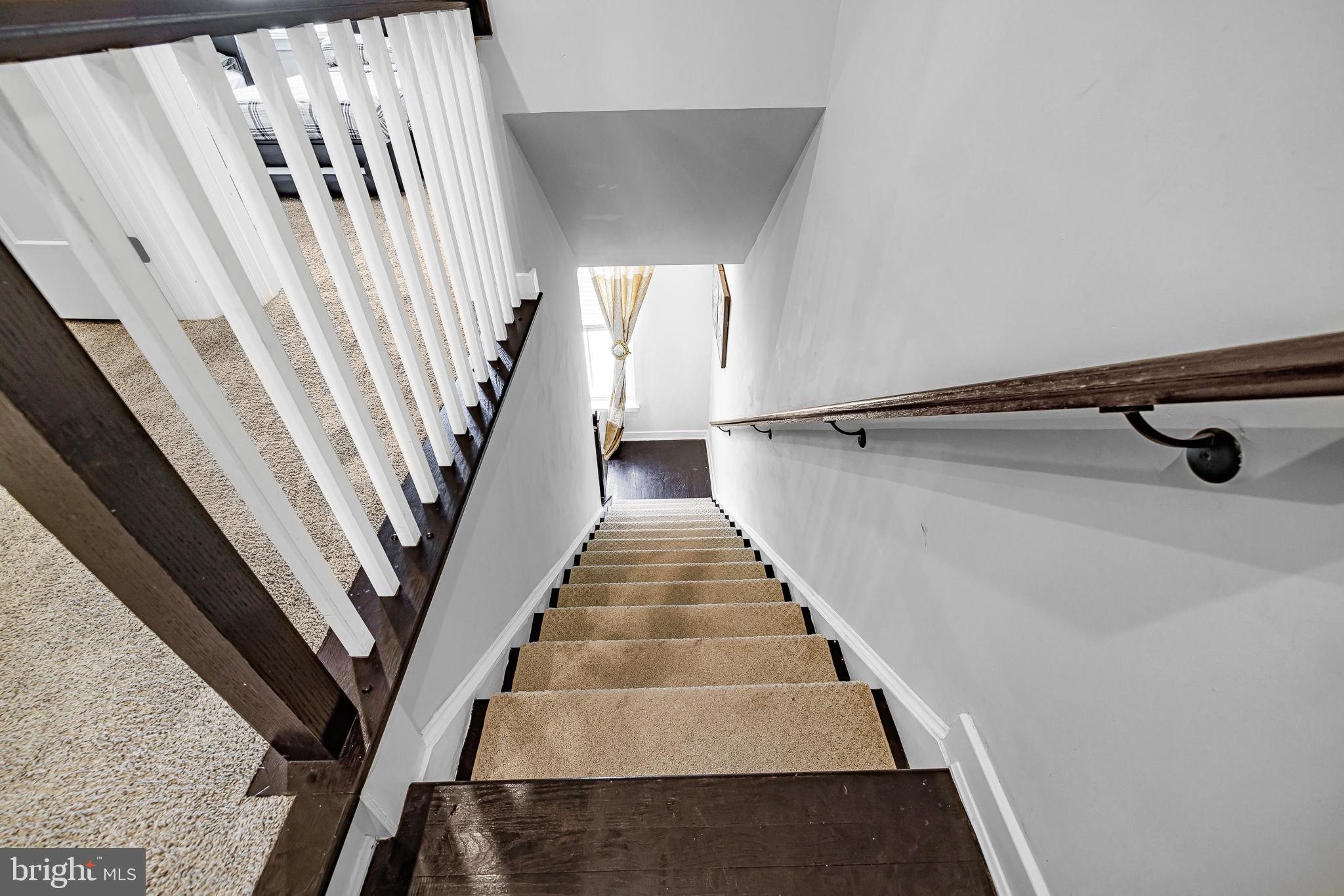 109 Torrey Drive Newark, DE 19702 - Photo 24 of 49 a view of entryway