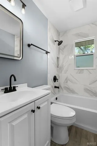 $279,900 | 5211 Hunning Road, High Ridge, MO 63049