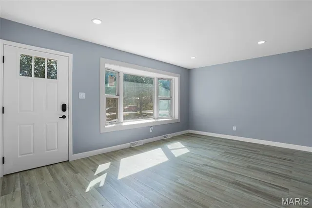 $279,900 | 5211 Hunning Road, High Ridge, MO 63049