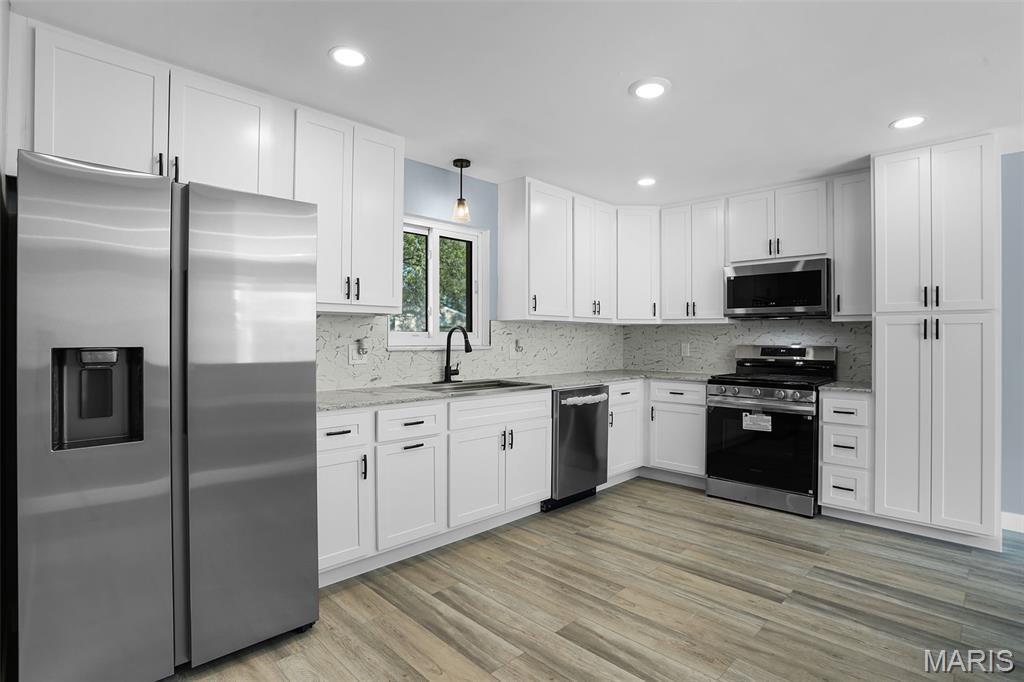 5211 Hunning Road High Ridge, MO 63049 - Photo 8 of 24