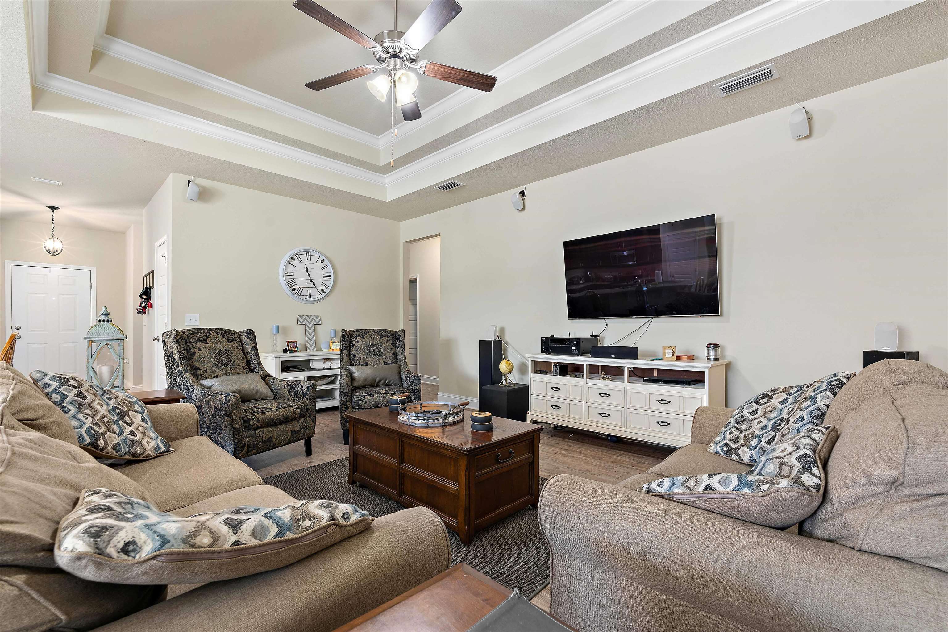 11712 Alameda Court Daphne, AL 36527 - Photo 9 of 27 Living Room