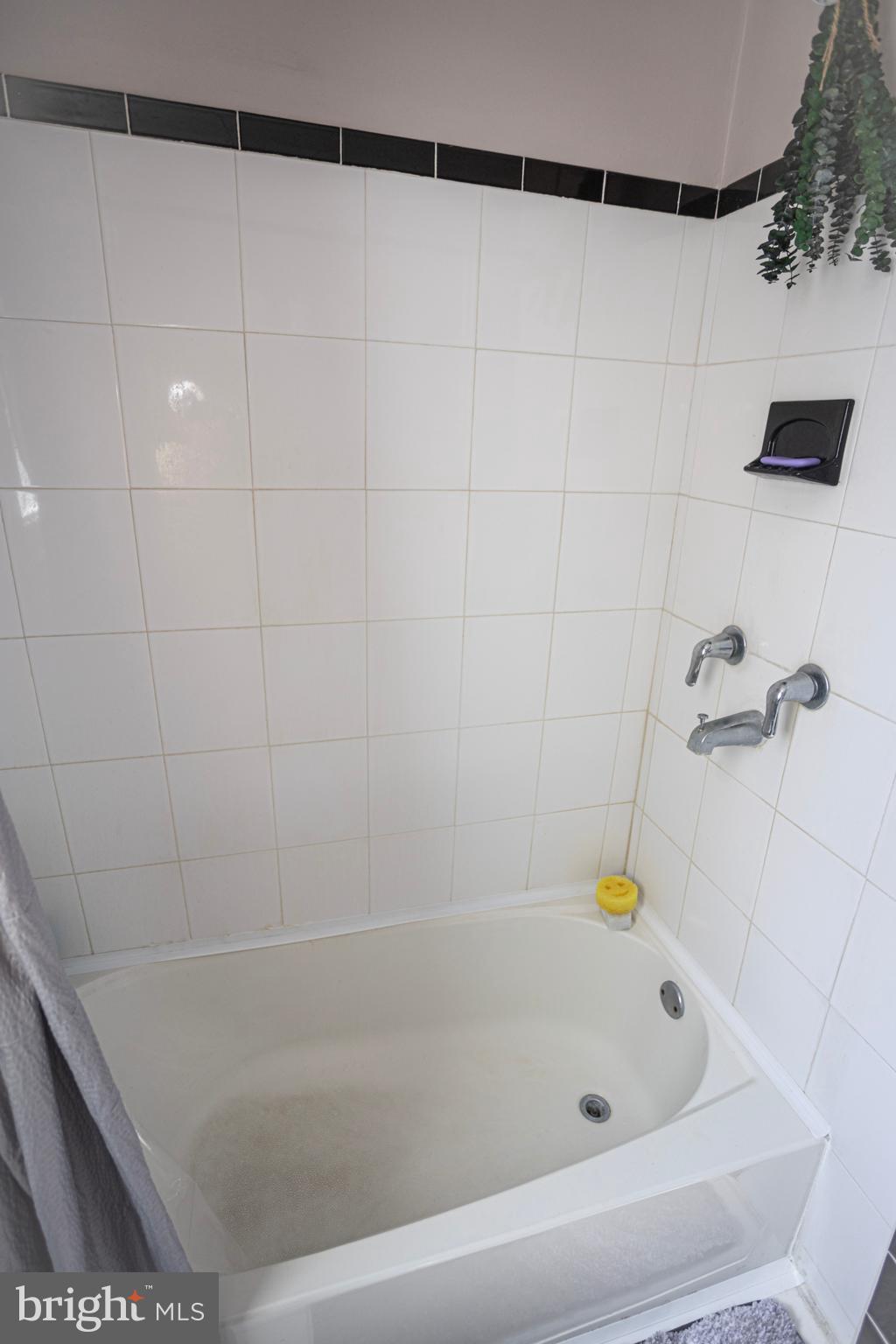 7741 Parkview Road Upper Darby, PA 19082 - Photo 26 of 40