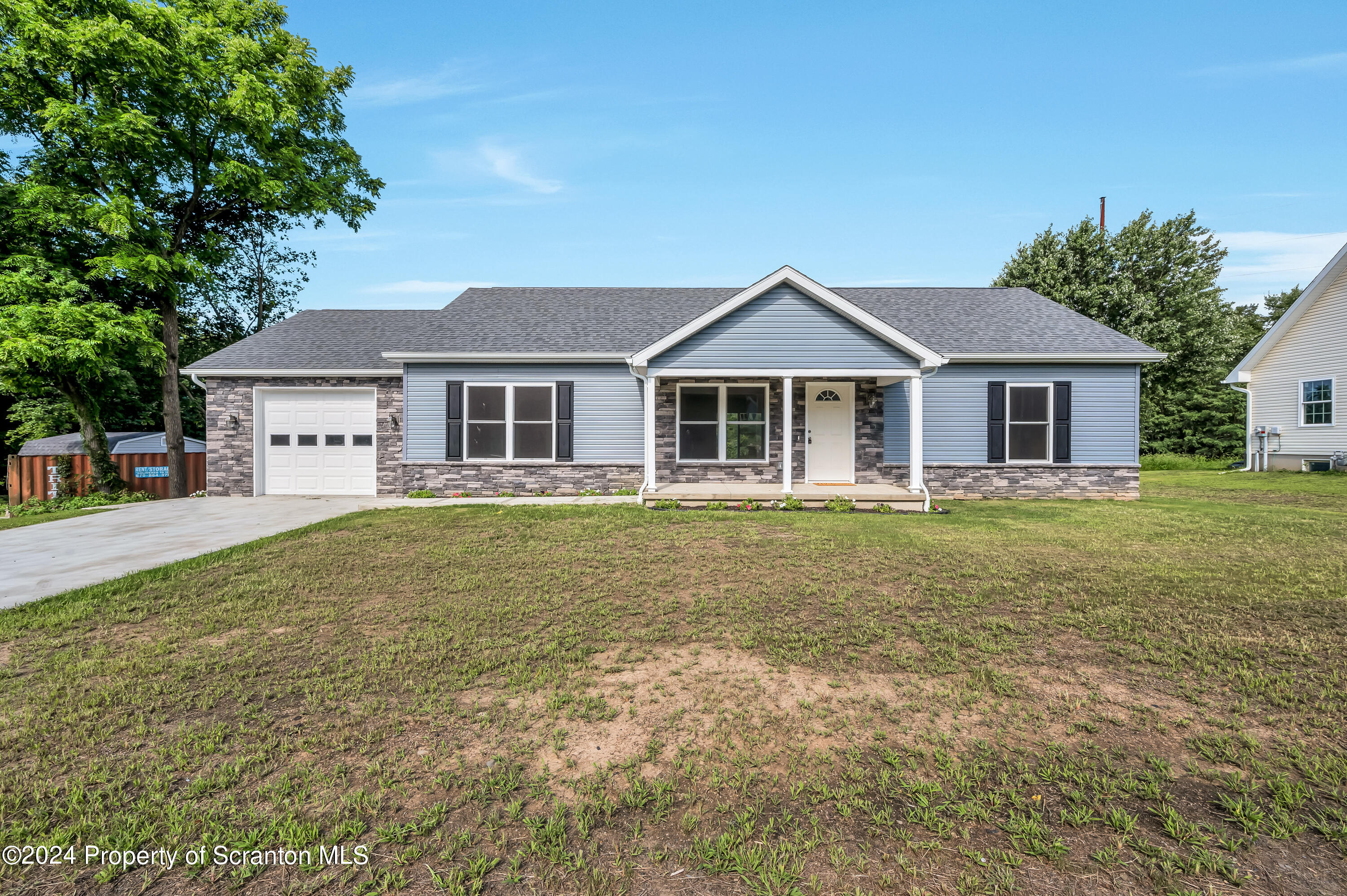 1261 Spring Street Duryea, PA 18641 - Photo 1 of 44 Gallery Image 1