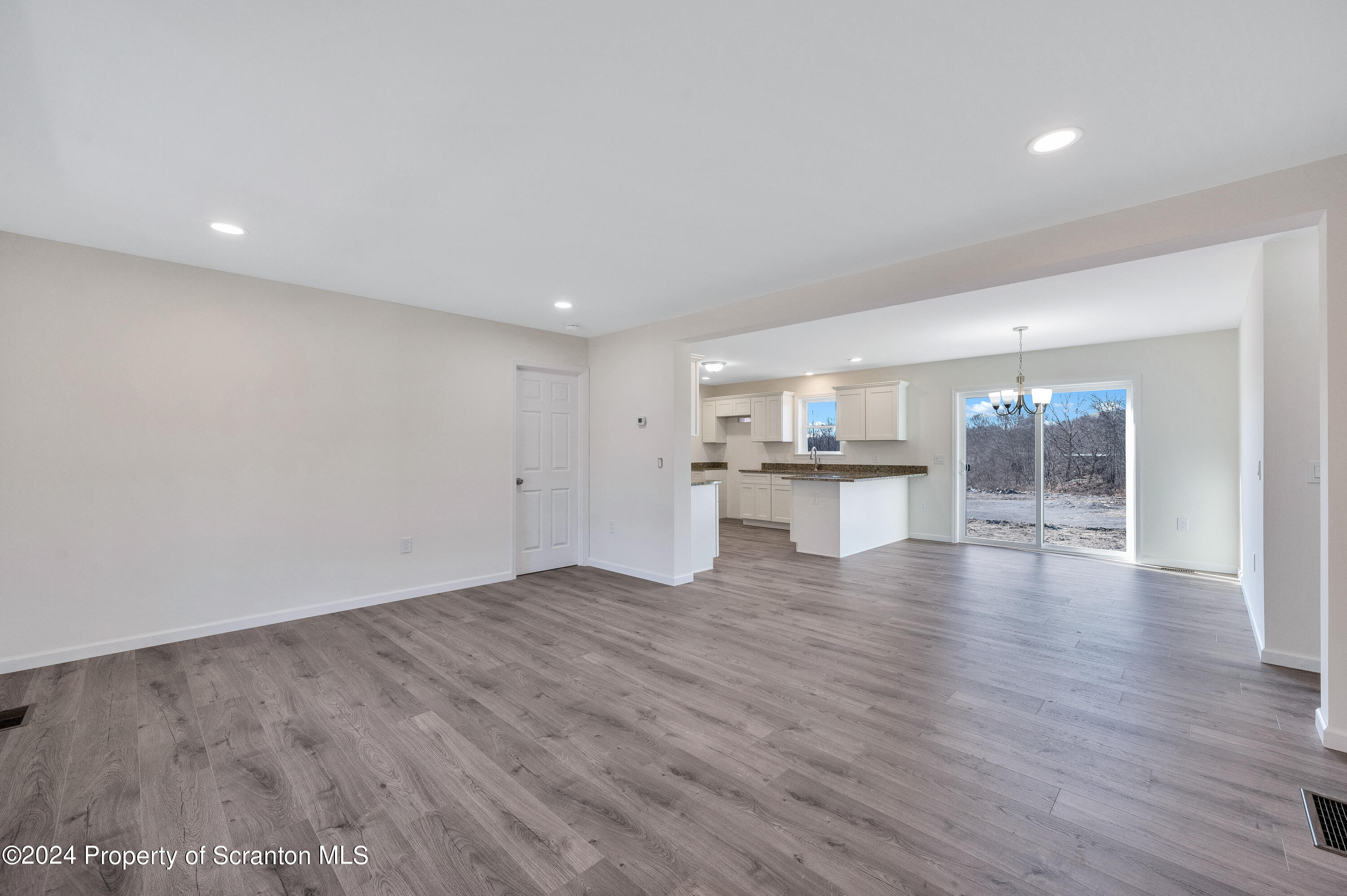 1261 Spring Street Duryea, PA 18641 - Photo 17 of 44 Gallery Image 17