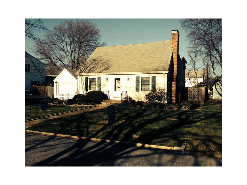 58 Briarcliffe Road Cranston, RI 02910 - Photo 1 of 25 Exterior Front.