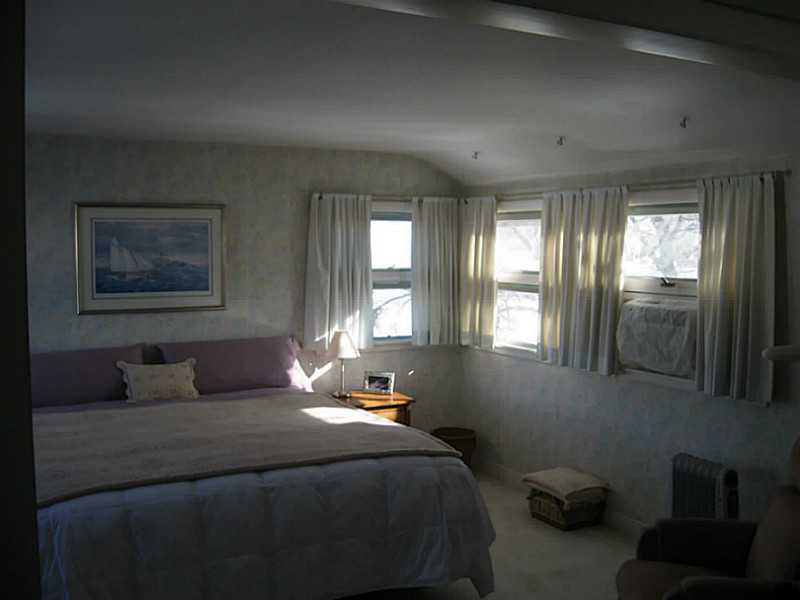 58 Briarcliffe Road Cranston, RI 02910 - Photo 17 of 25 Master Bedroom. You asked for a large and sunny MBR. you ve found it.