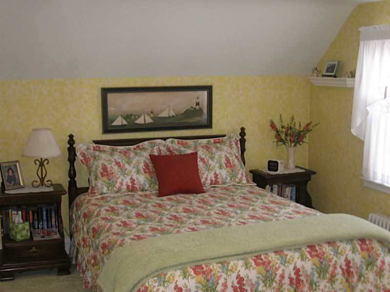 58 Briarcliffe Road Cranston, RI 02910 - Photo 19 of 25 Bedroom. Queen size bed in the former MBR .