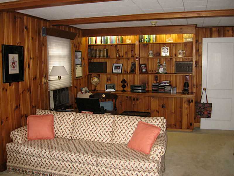 58 Briarcliffe Road Cranston, RI 02910 - Photo 8 of 25 Den/Family/Great Room. Beautiful built in bookcases enhance the family room. Hand crafted with attention to details.
