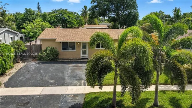 $425,000 | 514 Southwest 72nd Terrace, North Lauderdale, FL 33068