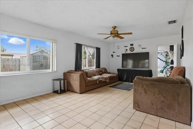 $425,000 | 514 Southwest 72nd Terrace, North Lauderdale, FL 33068