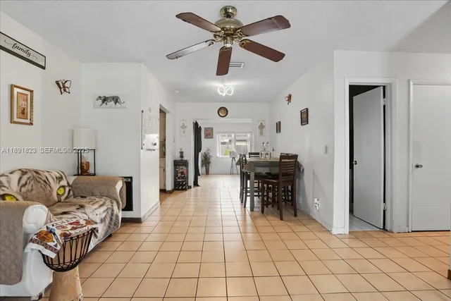 $425,000 | 514 Southwest 72nd Terrace, North Lauderdale, FL 33068